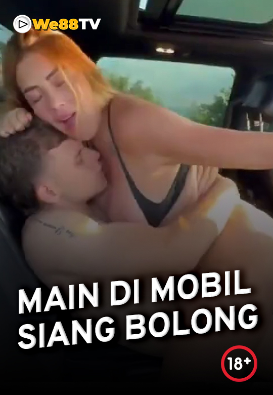 Main di Mobil Siang Bolong